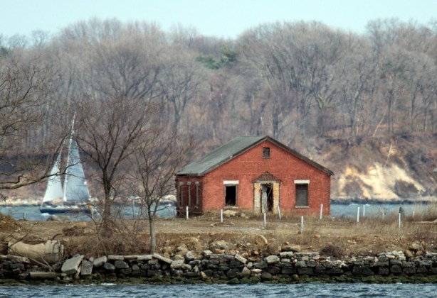 US-SOCIETY-CEMETERY-HART ISLAND