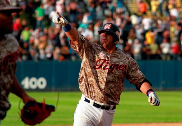 Tigres de Aragua camuflado