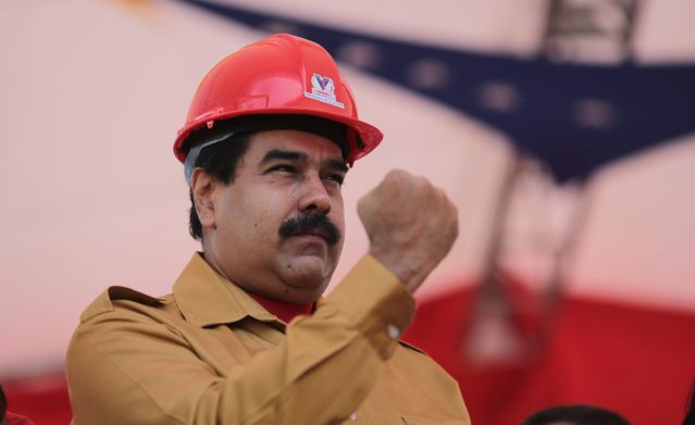 MADURO DICE QUE DESDE COLOMBIA TRATAN DE INFILTRAR PARAMILITARES A VENEZUELA