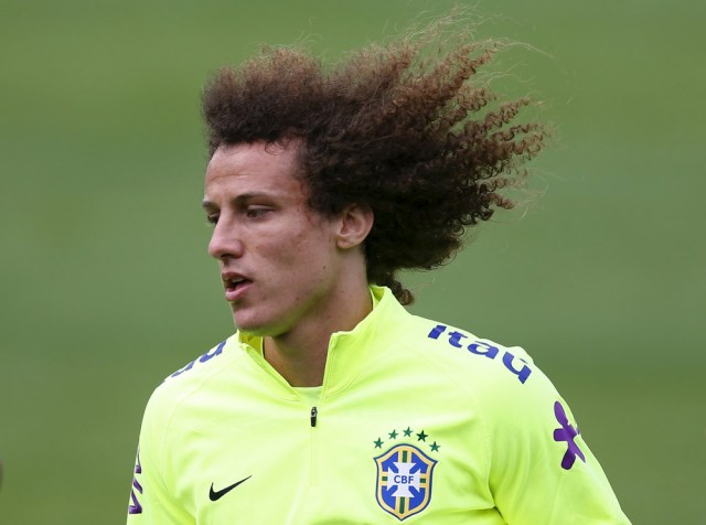 (David Luiz)