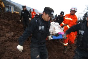 Alud deja 46 muertos en sur de China
