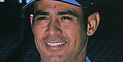 Hace 29 años Luis Aparicio fue exaltado al Salón de la Fama de Cooperstown