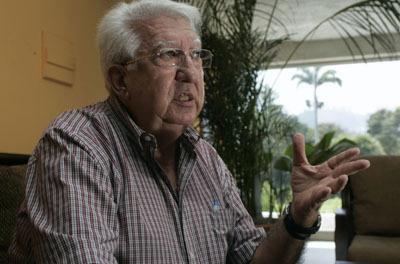 Venezolanos exigen conocer la verdad sobre la salud de Chávez (Comunicado)