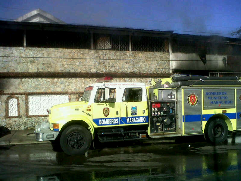 Controlan incendio provocado en galpón de Sabaneta (Fotos)