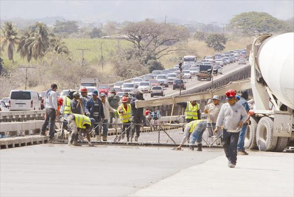 Hasta este miércoles estará cerrado el tramo del viaducto La Cabrera