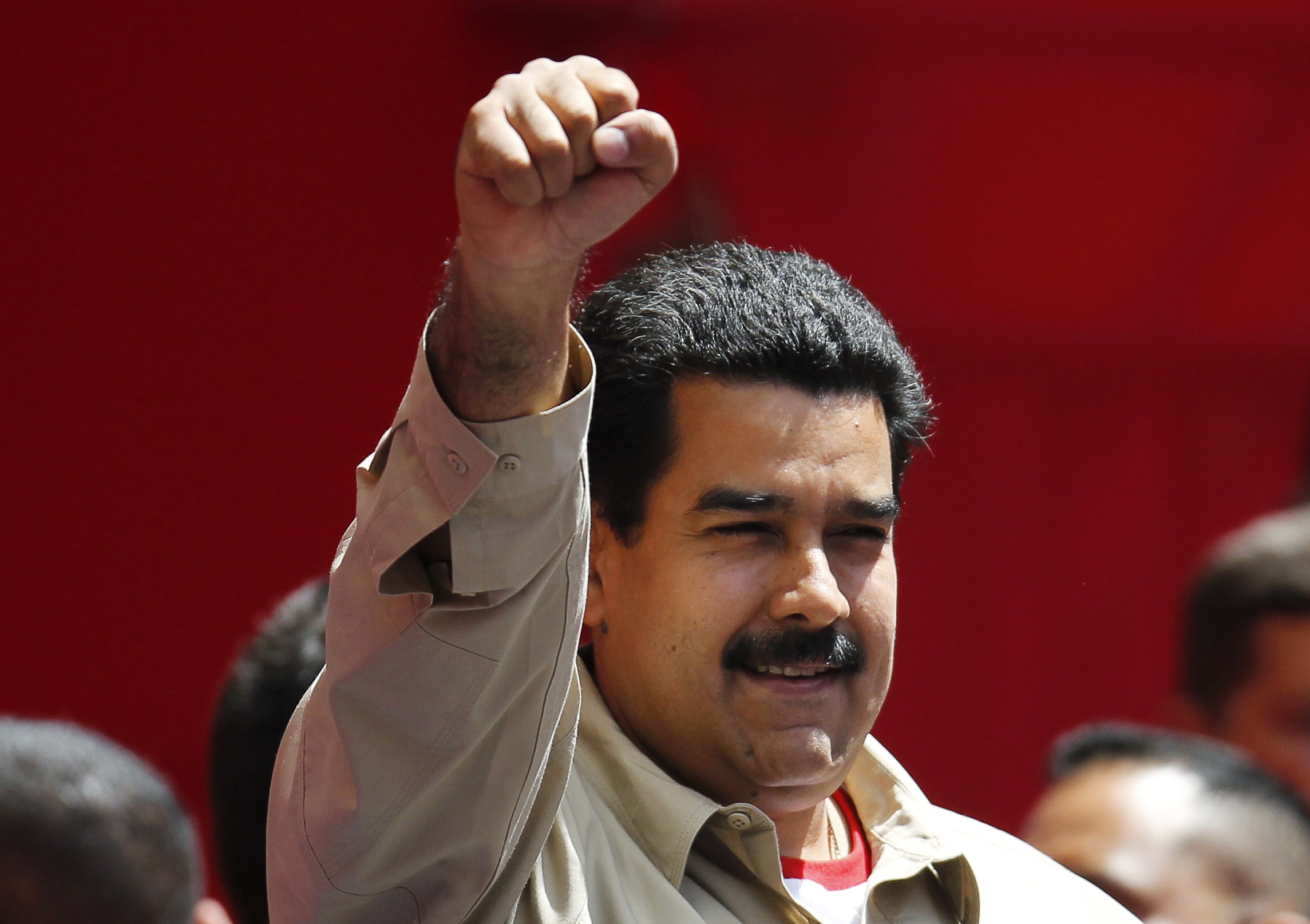 ABC: Maduro no logra acallar los rumores sobre el agravamiento de Chávez