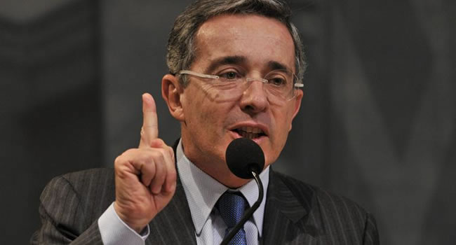 Gobierno colombiano pide a FARC que respete a Uribe