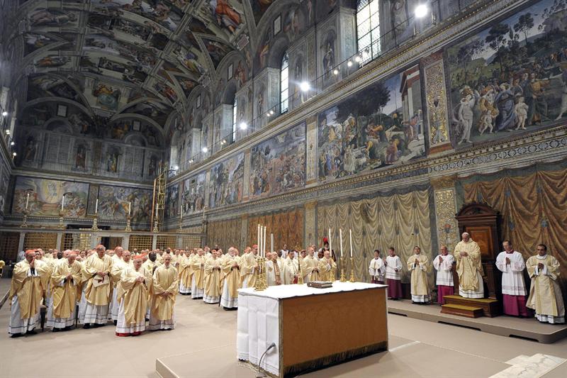 Papa oficiará misa de Jueves Santo en la basílica de San Pedro