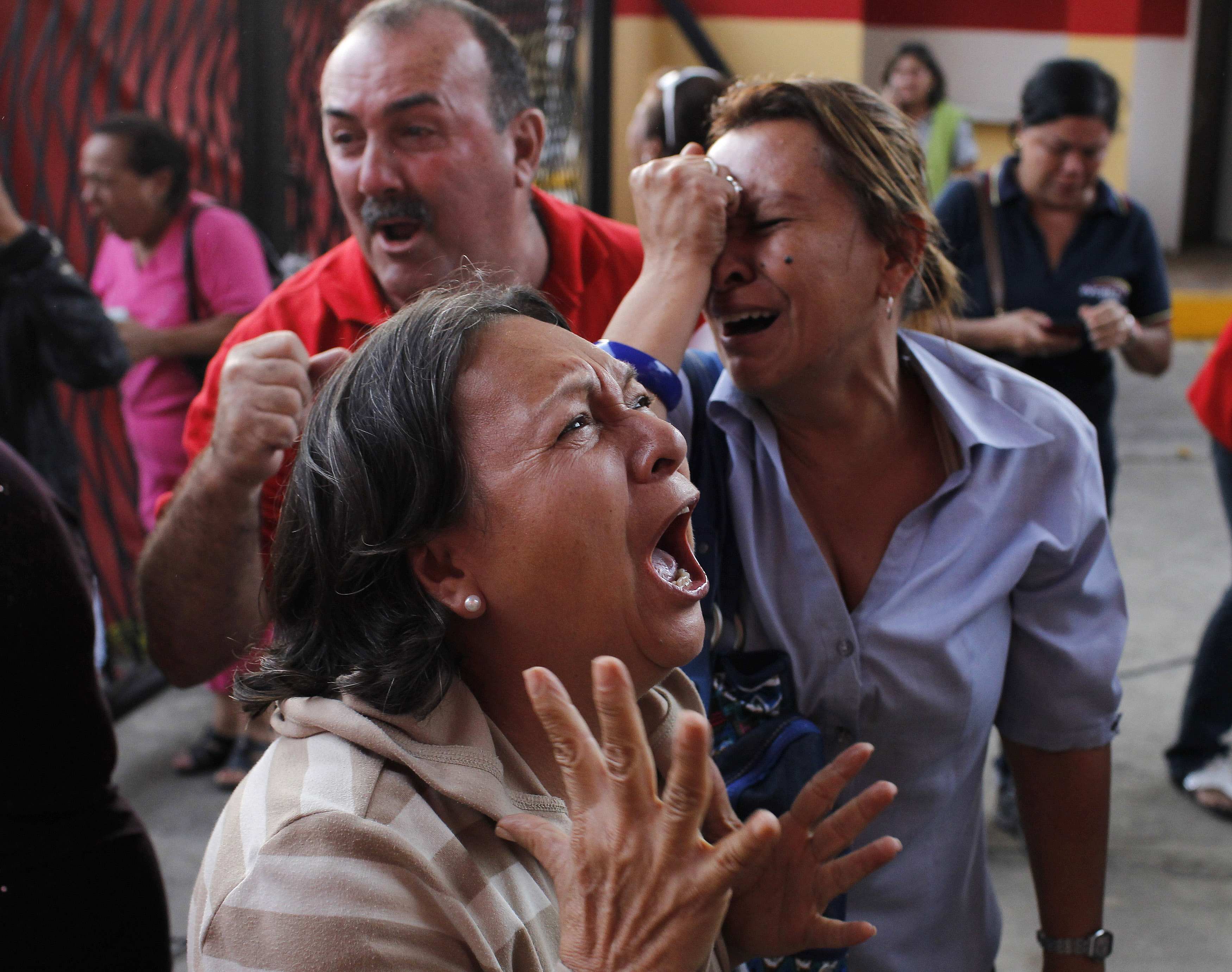 La Iglesia llama a la unidad tras muerte de Chávez