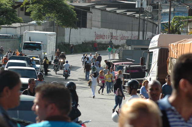 Hieren a funcionario del Sebin en Filas de Mariche