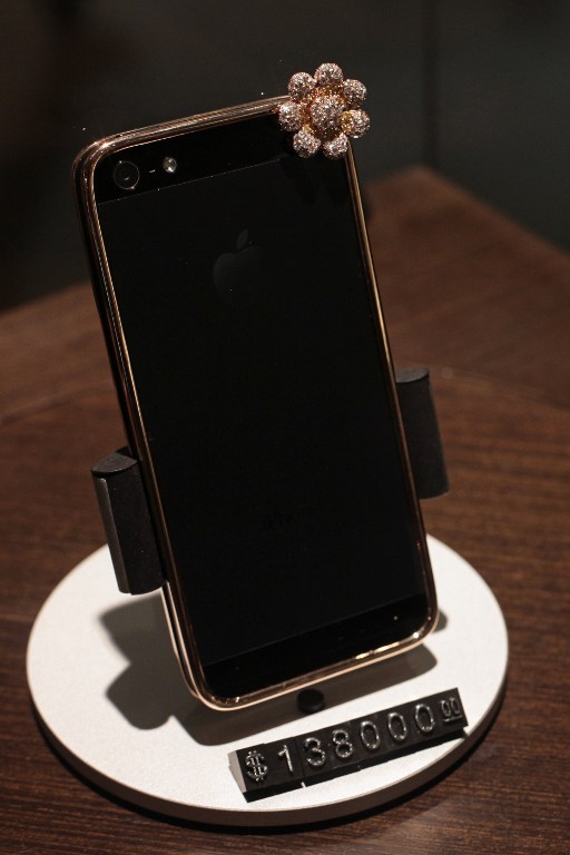 iPhone de oro y diamantes se convierte en el nuevo lujo chino