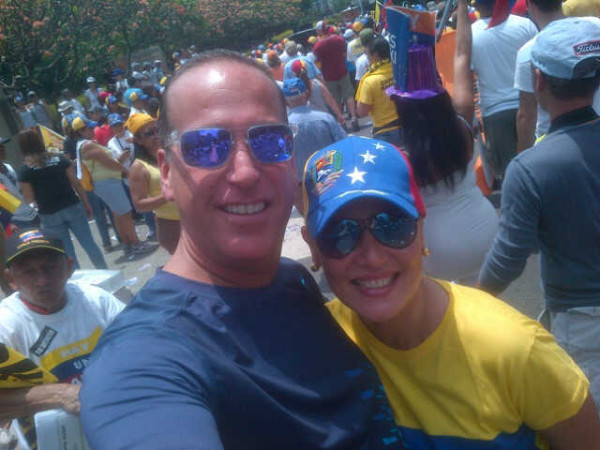 Artistas marcharon con Capriles (Fotos)