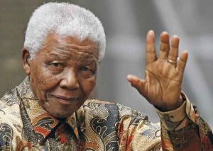 Mandela presenta buena salud y buen ánimo