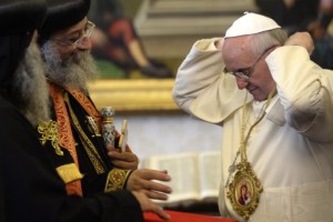 El Papa se mostró optimista por la “unidad plena” entre católicos y coptos