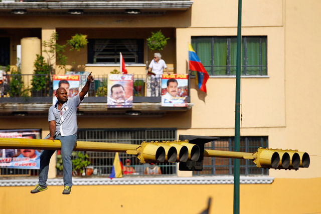 Un millón de dólares cuesta la gira de Maduro