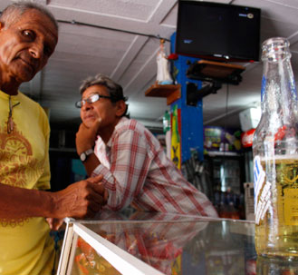 Escasez de cerveza comienza a preocupar a licoreros