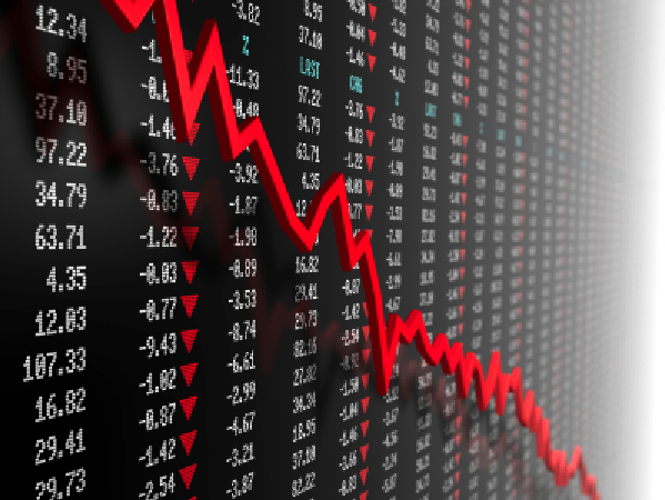 Metas económicas del Gobierno son insostenibles con pocos dólares