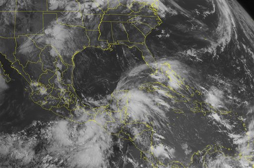 Autoridades mexicanas en alerta por huracán Marie