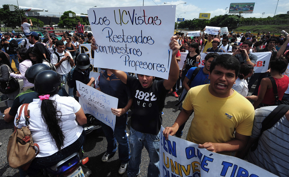 Conflicto universitario amenaza con radicalizarse