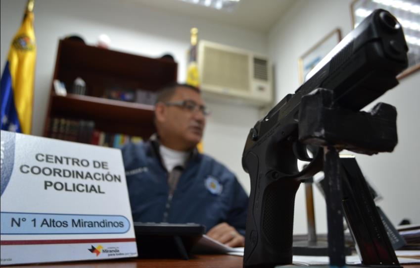 Detenidos dos sujetos tras disparar contra estación de PoliMiranda