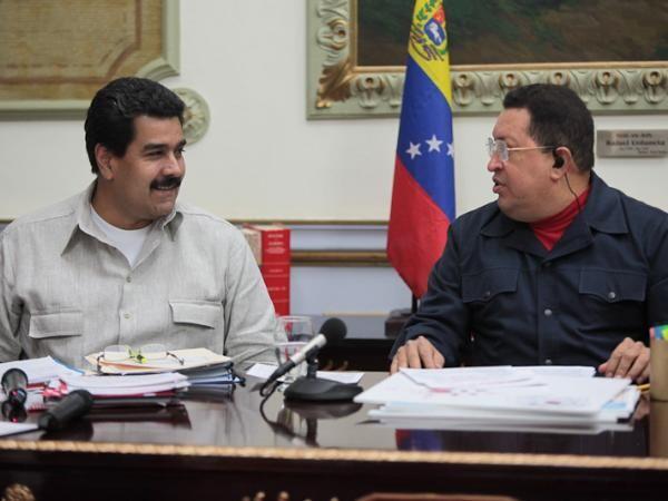 Maduro dice que Chávez sigue al mando