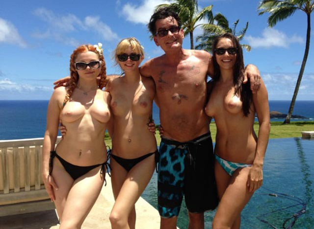 Nada mal la pasa Charlie Sheen en sus vacaciones (Foto + ¿envidia?)