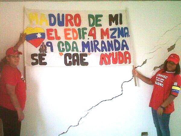 Aparece esta foto protesta chavista mientras Maduro habla maravillas de Misión Vivienda (el que tenga ojos)