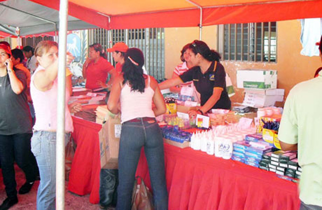 Empezó la cacería de útiles escolares