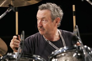 Baterista de Pink Floyd sale en defensa de Spotify