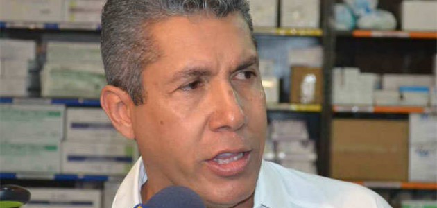 Henri Falcón promete respuesta contundente a “patrañas” del “ladrón de cantinas”