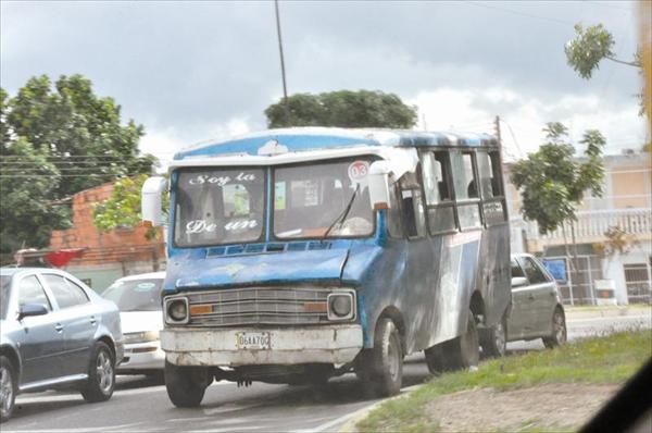 Las “chatarras” circularán solo en rutas necesarias y no cobrarán pasaje a 6 bolívares