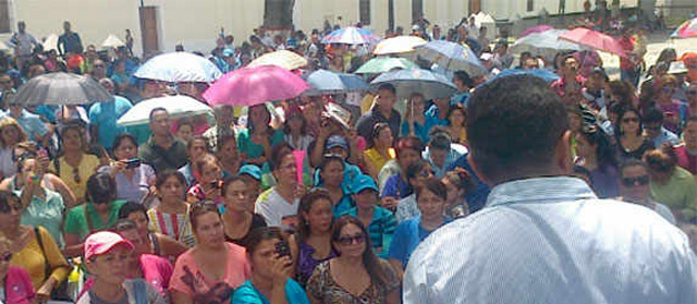 Más de mil docentes carabobeños no se incorporan a clases por deudas pendientes