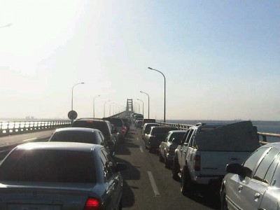 Establecen horarios a vehículos livianos y de carga pesada en el Puente del Lago de Maracaibo