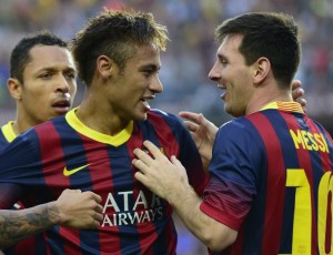 Neymar se empieza a sentir cómodo con el traje de Messi