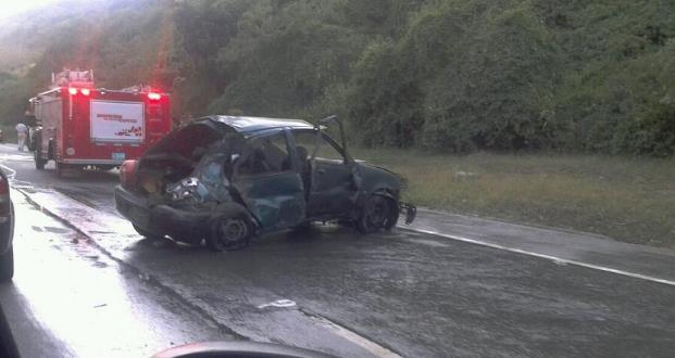 Fuerte tráfico para salir de Caricuao por volcamiento de un vehículo (Fotos)