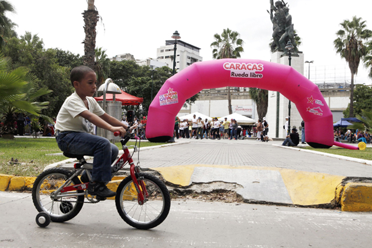 Domingo deportivo en Caracas (Fotos)