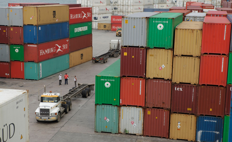 Más de seis mil contenedores estarían abandonados en Puerto Cabello