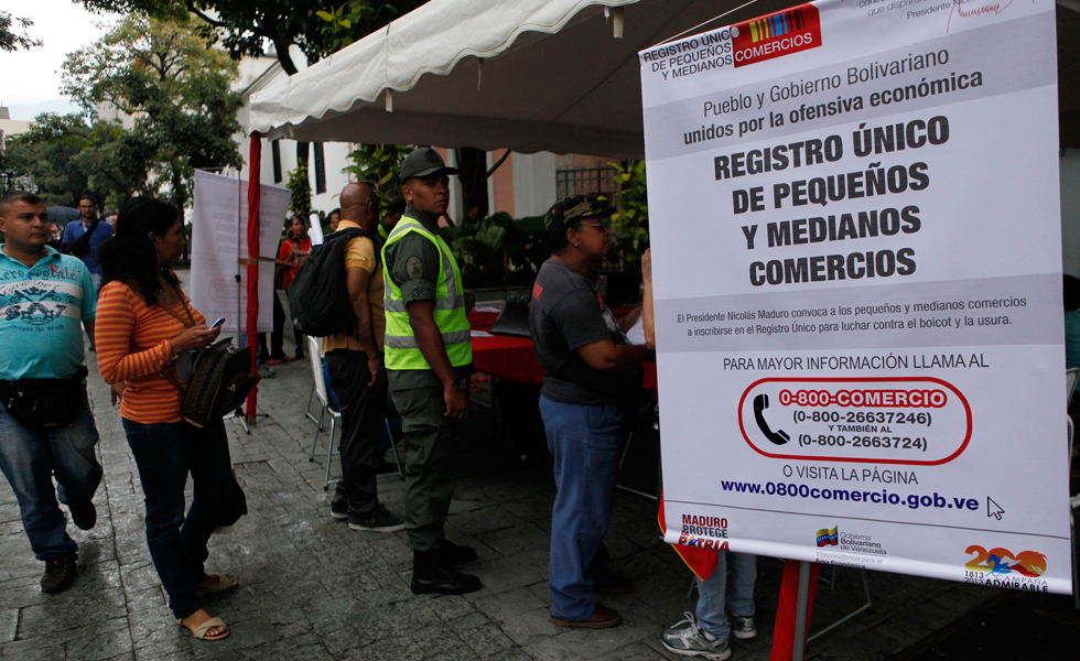 Inicia censo de pequeños y medianos comerciantes