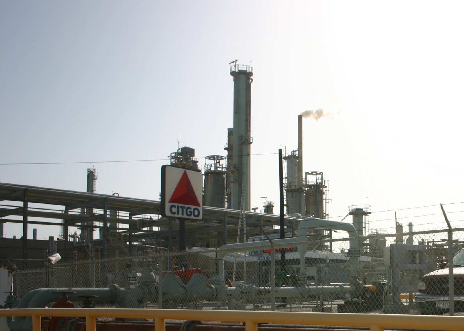 Caen las entregas de crudo de Pdvsa a su filial Citgo