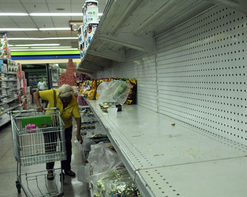 Leche en diferentes presentaciones se mantiene escasa en Carabobo