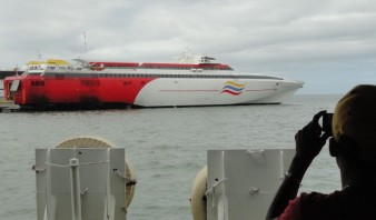 El nuevo ferry ya ha trasladado 900 personas