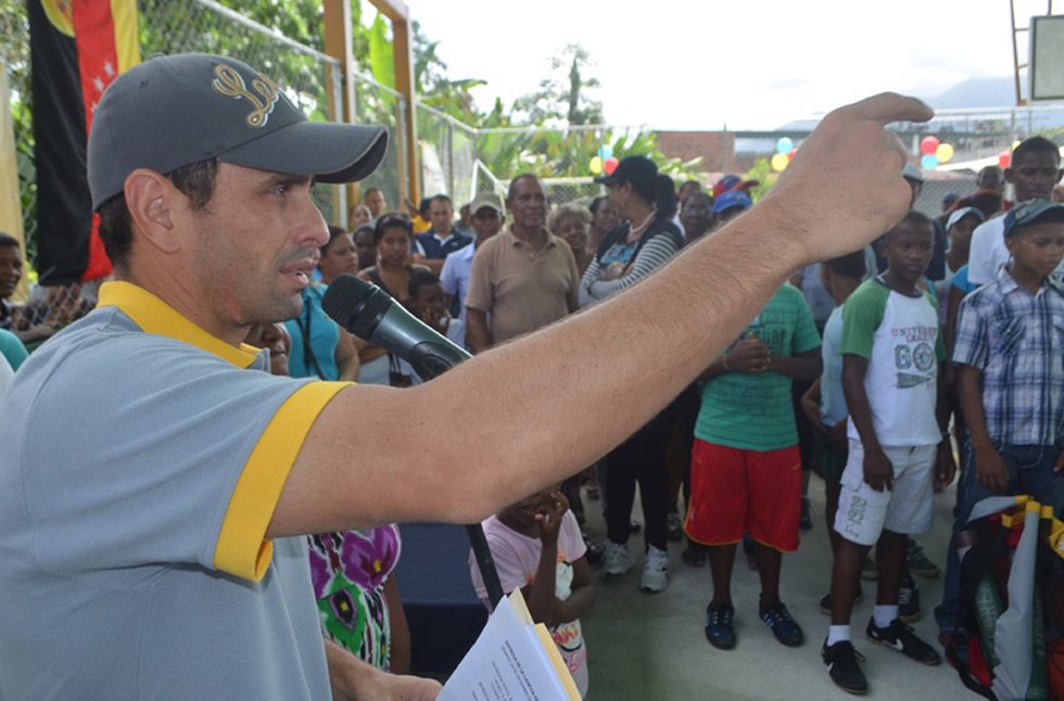 Capriles pide a los alcaldes electos en Miranda que den continuidad a los planes sociales