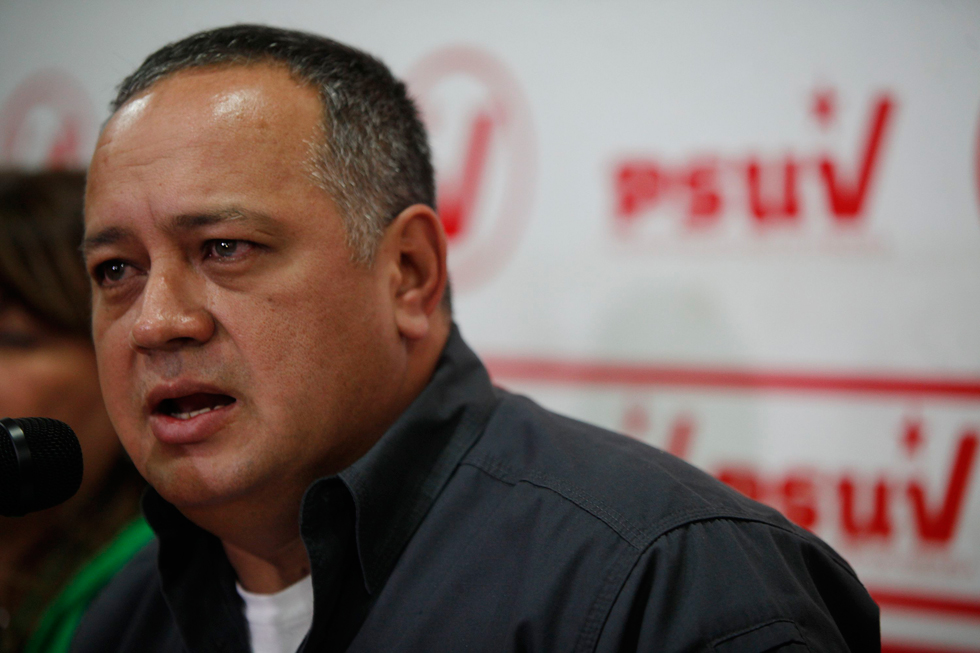 Diosdado se mofa de El Nacional y tilda de “parásito” a Miguel Henrique Otero