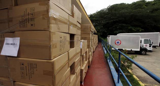 Distribuyen medicamentos en la región central del país