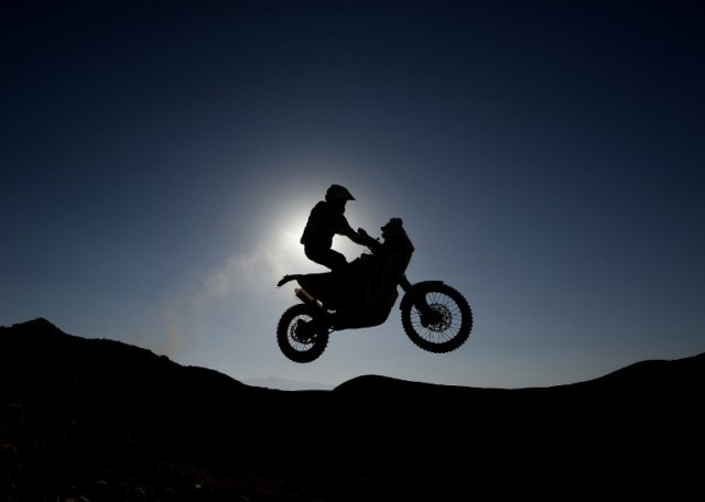 AUTO-MOTO-RALLY-DAKAR-STAGE11