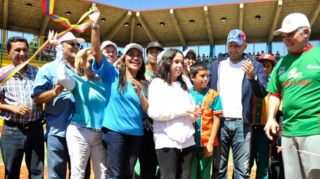 Margarita afina preparativos para la Serie del Caribe 2014