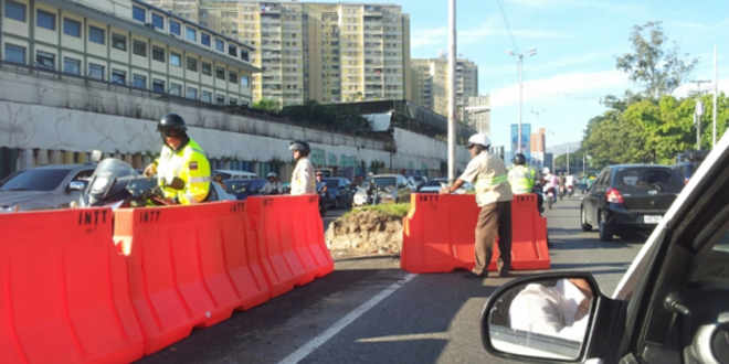 En Caracas reactivan canales de contraflujo este lunes