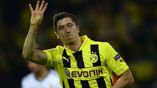 El hampa llega a la Bundesliga: A Lewandowski lo dejaron sin cauchos (Foto)