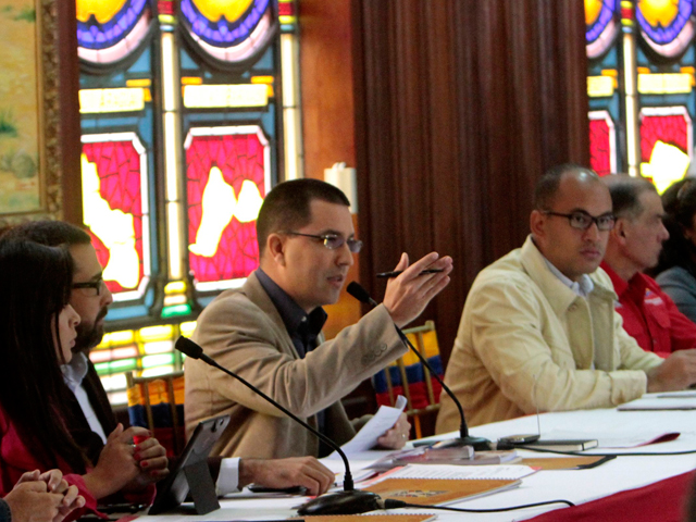 Según Arreaza, el diputado Cabello “acompañará a López a centro de reclusión” (Video)