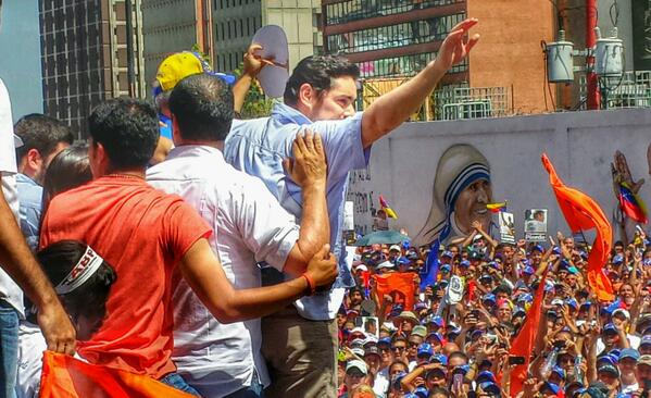 Carlos Vecchio apareció en El Rosal (Fotos)